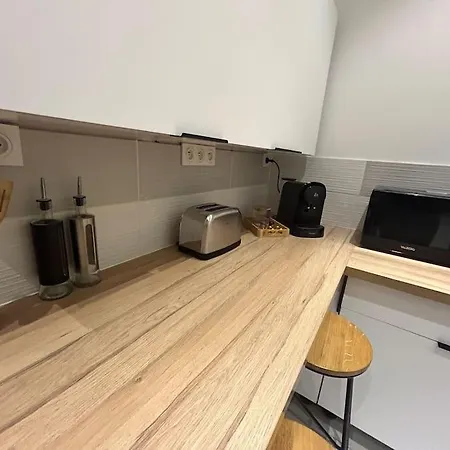 Confortable Très Proche Du Centre De Appartement