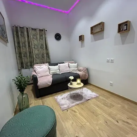 Confortable Très Proche Du Centre De Nîmes